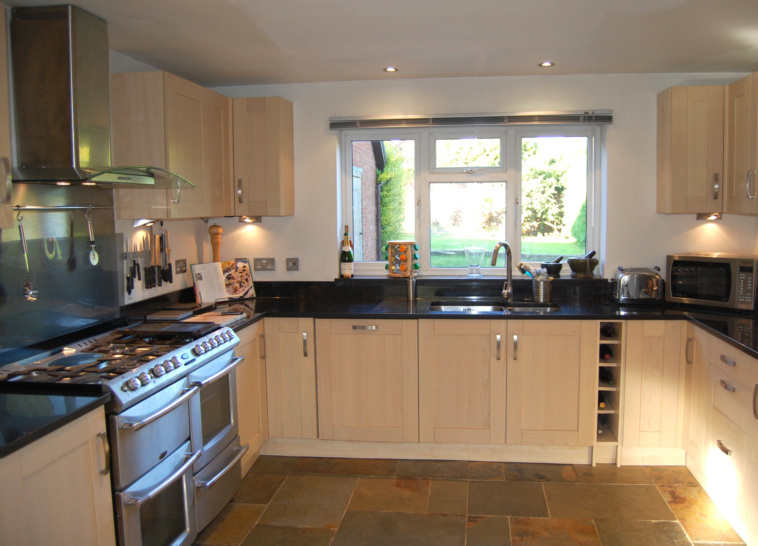 westfurlongpadburykitchenjune08.jpg